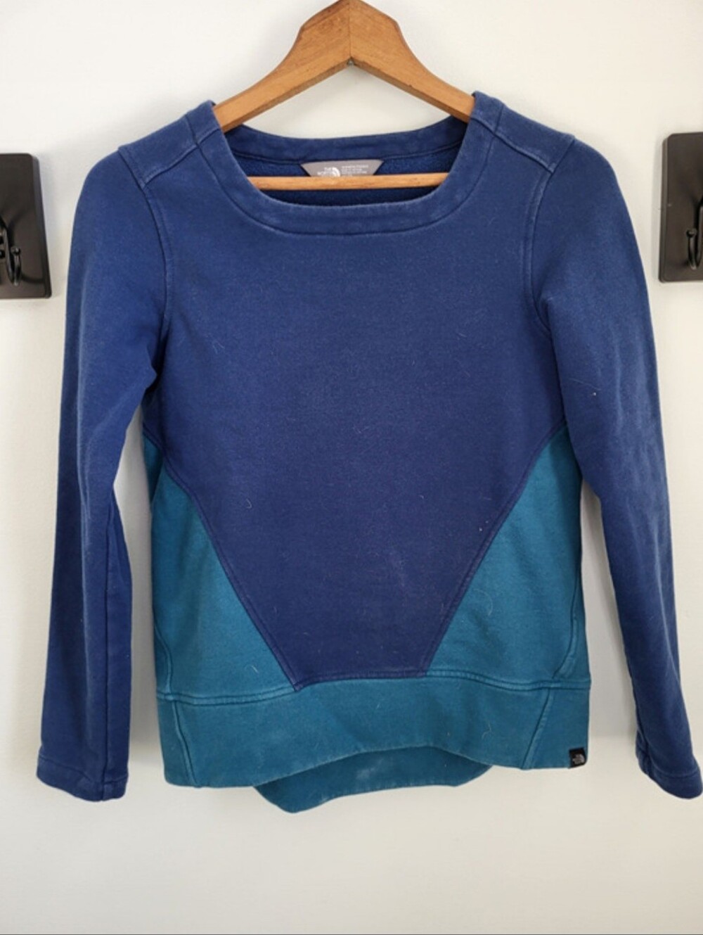 The North Face Color Block Sweatshirt Top – Women’s Size XS